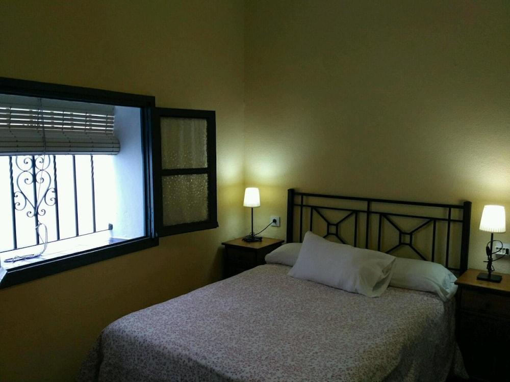 Montorena Hotel 2*